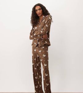 Urban Threads Urban Threads Tall long sleeve button up shirt and pants pajama set in leopard teddy in bath print-Brown
