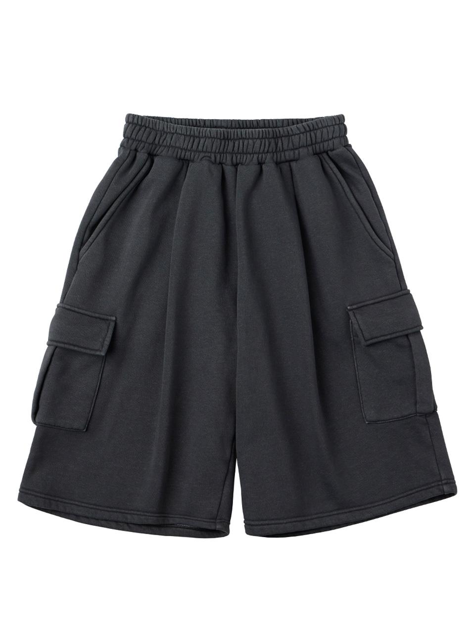 URBANAGE Bermuda Pigment One-Tuck Cargo Sweat Shorts [Charcoal]