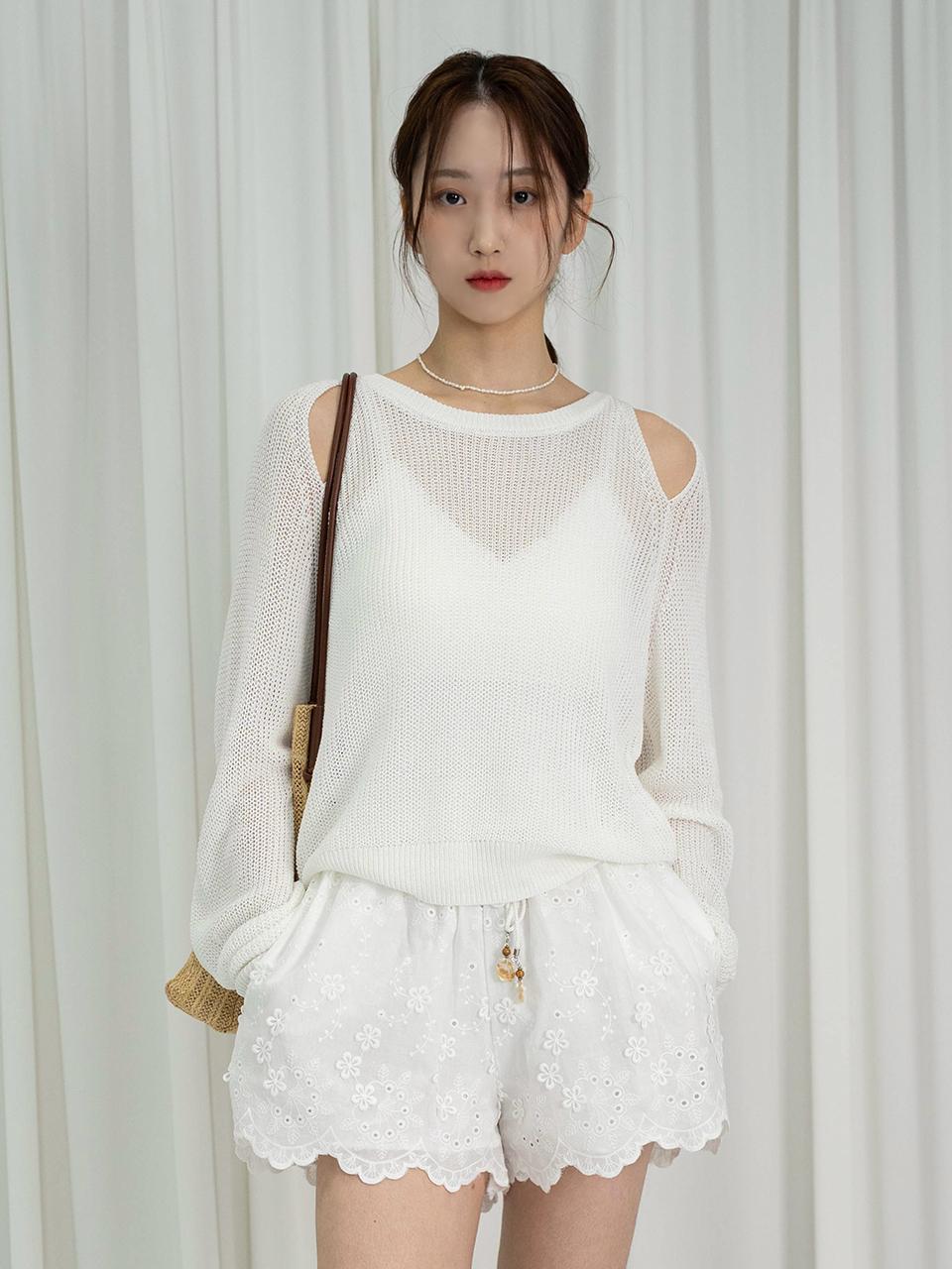 URBANIA Sharendi Slit Round Neck Long Sleeve Knit Sweater (DDT0256)
