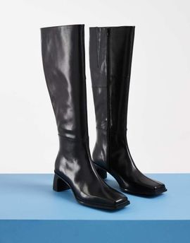 Vagabond Shoemaker Vagabond Shoemakers Elvina square toe mid-height heel ankle boots in black leather