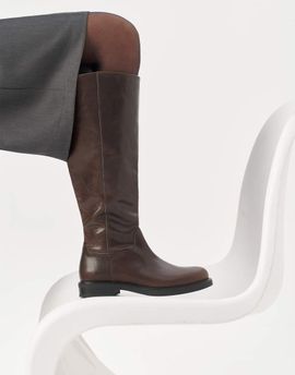Vagabond Shoemaker Vagabond Shoemakers Freya leather flat riding knee boots in brown