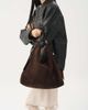Vagabond Shoemaker Vagabond Shoemakers Hilo suede large shoulder bag in coffee-Brown - 2