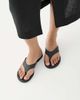 Vagabond Shoemaker Vagabond Shoemakers Zaida leather flip flops in black - 2