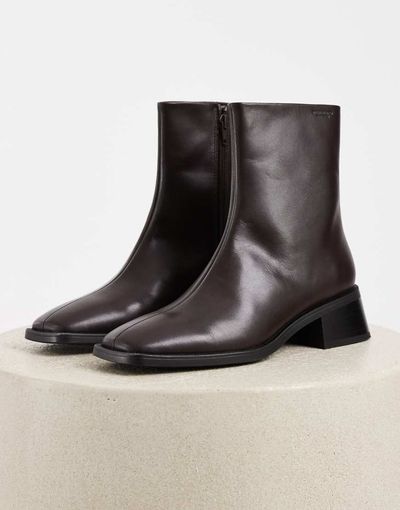 Vagabond Shoemakers Vagabond Shoemakers Blanca leather square toe ankle boots in brown