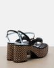Valentino Garavani Valentino Garavani Cœur Royal leather platform sandals - 3