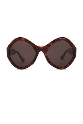 Valentino Garavani Valentino Garavani L'8 Oval Sunglasses