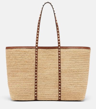 Valentino Garavani Valentino Garavani Rockstud Large raffia tote bag