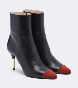 Valentino Garavani Valentino Garavani Sinead VLogo leather ankle boots