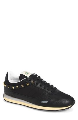 Valentino Garavani Valentino Garavani Stud Up Leather Sneaker