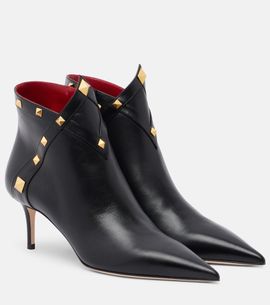 Valentino Garavani Valentino Garavani Studdy leather ankle boots