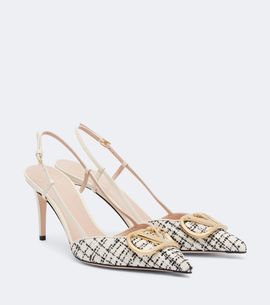 Valentino Garavani Valentino Garavani VLogo bouclé slingback pumps