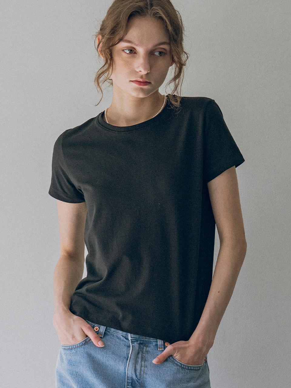 vanone atelier Essential Regular Fit T-Shirt (Black)