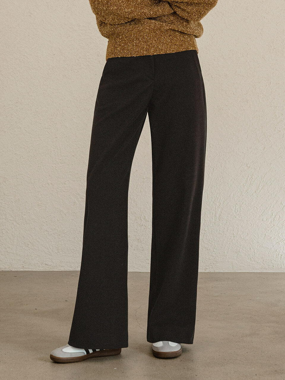 vanone atelier P3135 Vinny Bootcut Slacks_Black