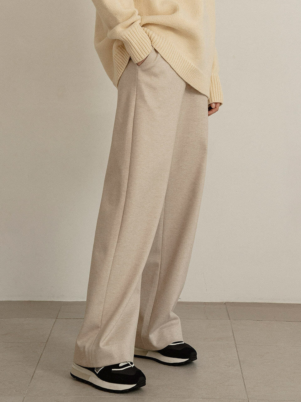 vanone atelier P3136 Herringbone Wide Slacks_Light Beige