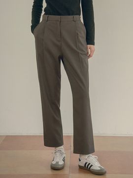 vanone atelier Wool one-tuck tapered slacks_Brown