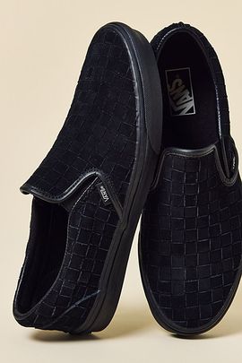 Vans Vans Classic Slip-On Sneakers in Black at Urban Outfitters