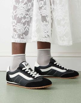 Vans Vans Super Lowpro sneakers in black