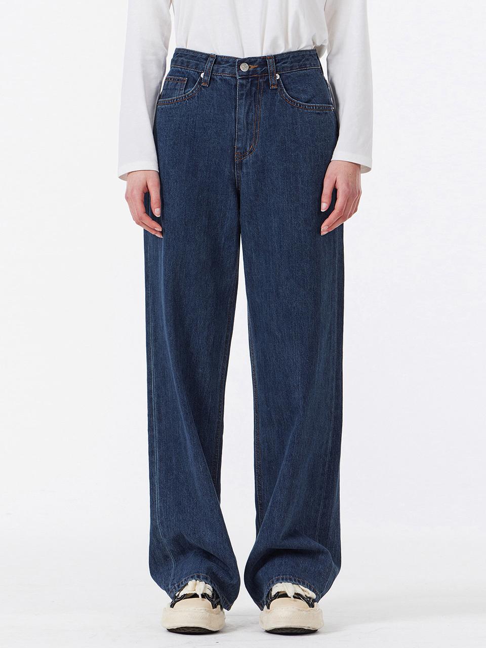 VARZAR Signature Studded Wide-Fit Denim Pants [Dark Indigo]