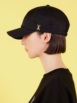 VARZAR Stud Logo Nylon Newsboy Ball Cap_Black