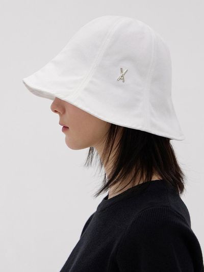 VARZAR VA Stud Basic Tulip Hat_White
