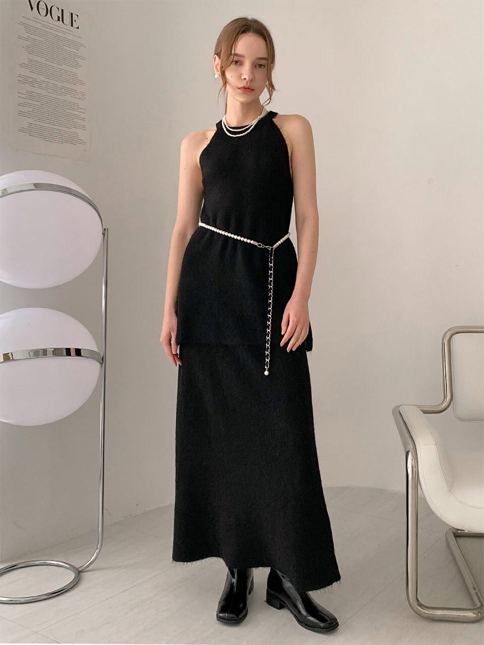 VASCARA Halterneck Long Slim-fit Two-piece Set [Black] (VSET_007)