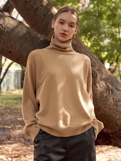 VASCARA Square Cut Turtleneck Premium Blend Knitwear (VKNIT_028)