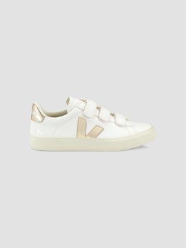Veja Women's Recife Logo Leather Low-Top Sneakers