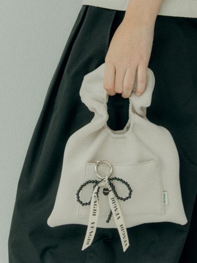 VENGDI Ribbon Charm_Black