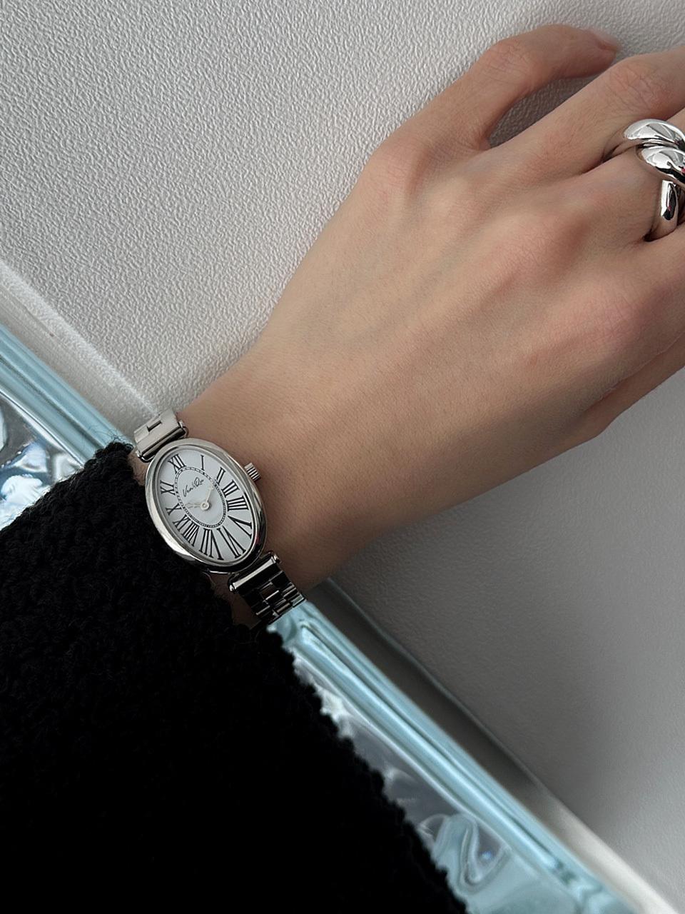 Ven&Qu Dome Watch - Silver / White