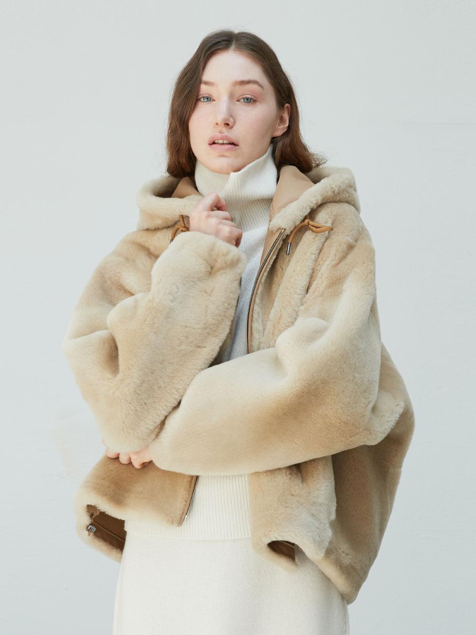 VERDEMAR Spanish Merino Reversible Hooded Coat [Beige]