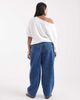 Vero Moda Curve Vero Moda Curve Billie high rise barrel leg jeans in medium blue wash - 2