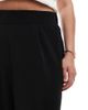Vero Moda Curve Vero Moda Curve jersey crepe cropped pants in black - 3