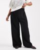 Vero Moda Curve Vero Moda Curve loose pull-on pants in black - 3