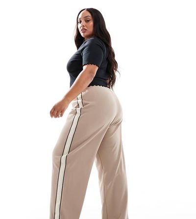 Vero Moda Curve Vero Moda Curve loose pull on pants with side stripe in fossil-Neutral