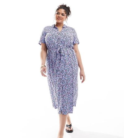 Vero Moda Curve Vero Moda Curve maxi buttondown shirt dress in blue floral print