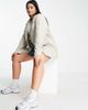 Vero Moda Curve Vero Moda Curve oversized blazer in cream-White - 2
