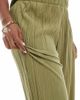 Vero Moda Curve Vero Moda Curve plisse pants in khaki green - part of a set - 3