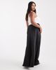 Vero Moda Curve Vero Moda Curve satin bias midi skirt in black - 2