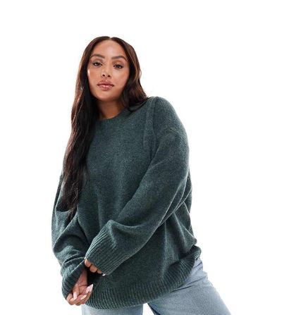 Vero Moda Curve Vero Moda Curve soft o-neck oversized sweater in balsam green