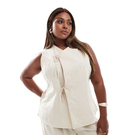Vero Moda Curve Vero Moda Curve vest with tie front detail in cream - part of a set-White