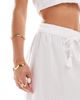 Vero Moda Petite Vero Moda Petite boho maxi skirt in white - 3