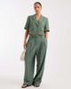 Vero Moda Petite Vero Moda Petite cropped short sleeve tailored blazer in laurel green - part of a set - 2