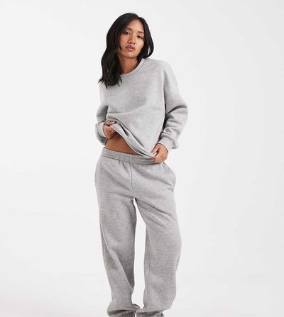 Vero Moda Petite Vero Moda Petite oversized cuffed sweatpants in light gray - part of a set