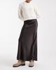 Vero Moda Tall Vero Moda Tall satin bias cut midi skirt in chocolate-Brown - 3