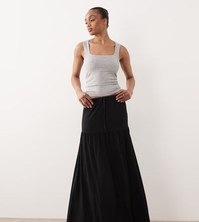 Vero Moda Tall Vero Moda Tall tie waist jersey tiered boho maxi skirt in black