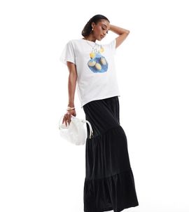 Vero Moda Tall Vero Moda Tall tiered maxi skirt in black