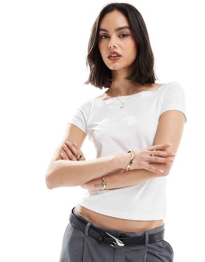 Vero Moda Vero Moda cap sleeve t-shirt in white