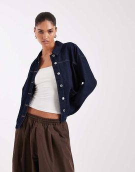 Vero Moda Vero Moda denim shacket with front pockets in dark blue rinse-Navy