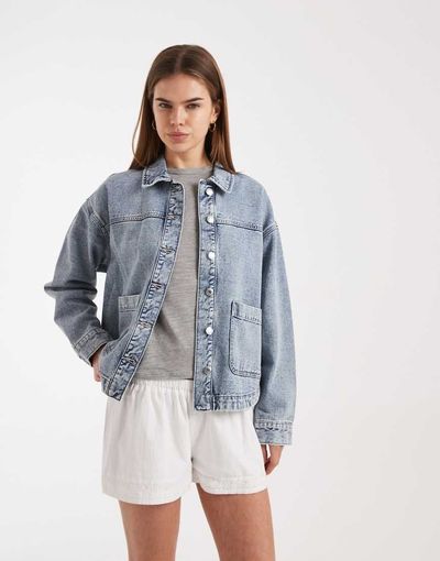 Vero Moda Vero Moda denim shacket with front pockets in light blue wash