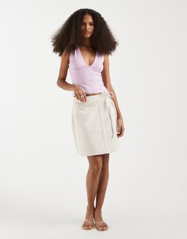 Vero Moda Vero Moda denim wrap mini skirt in cream-White